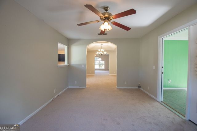 81 Retreat Place, Woodbine, GA 31569