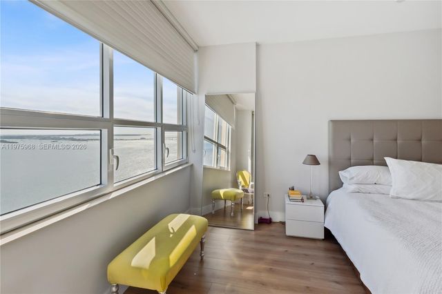 808 Brickell Key Dr 2502, Miami, FL 33131