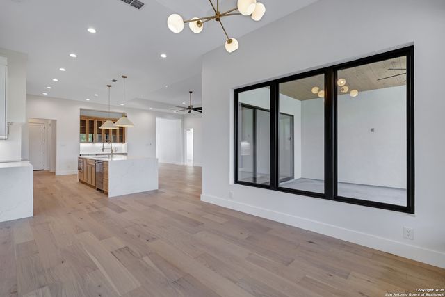 290 Preston Trl, Boerne, TX 78006