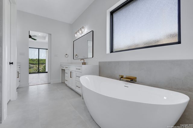 290 Preston Trl, Boerne, TX 78006