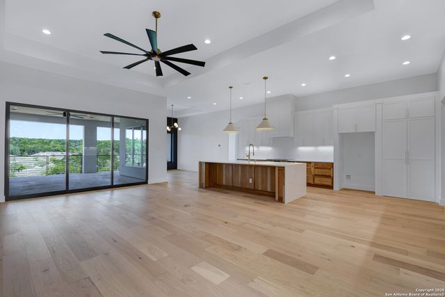 290 Preston Trl, Boerne, TX 78006