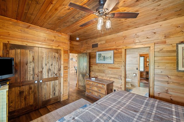 495 Shadrick Ferry Road, Frankfort, KY 40601