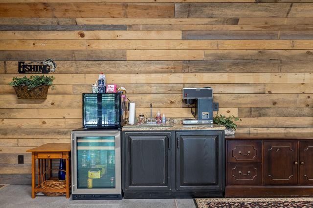 495 Shadrick Ferry Road, Frankfort, KY 40601