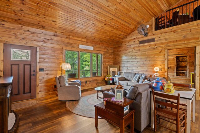 495 Shadrick Ferry Road, Frankfort, KY 40601