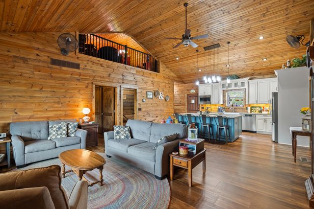 495 Shadrick Ferry Road, Frankfort, KY 40601