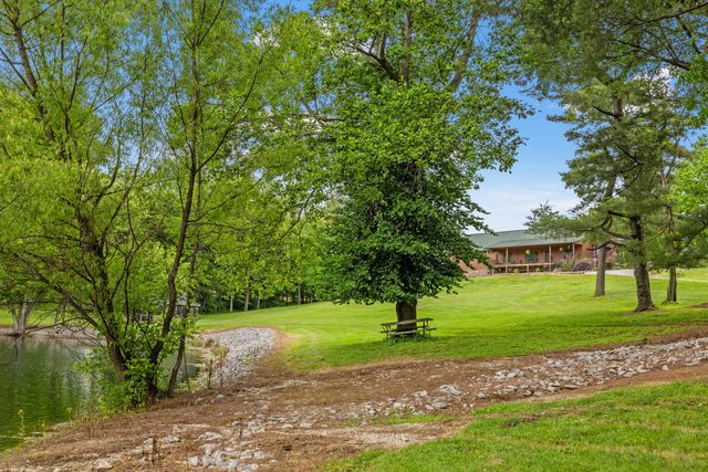 495 Shadrick Ferry Road, Frankfort, KY 40601