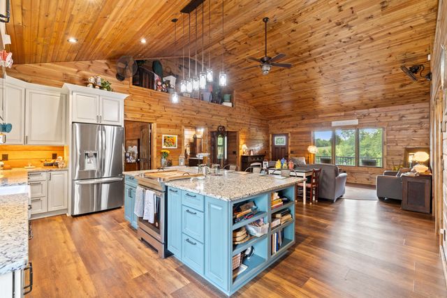 495 Shadrick Ferry Road, Frankfort, KY 40601