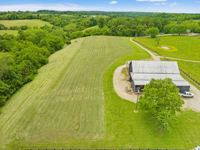 495 Shadrick Ferry Road, Frankfort, KY 40601