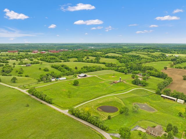 495 Shadrick Ferry Road, Frankfort, KY 40601