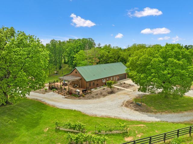 495 Shadrick Ferry Road, Frankfort, KY 40601