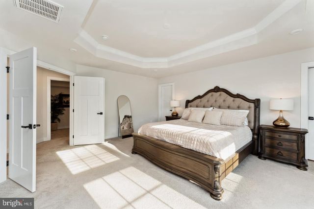 39 OAK RD, Stafford, VA 22556