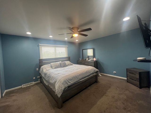 18840 May Avenue, Homewood, IL 60430