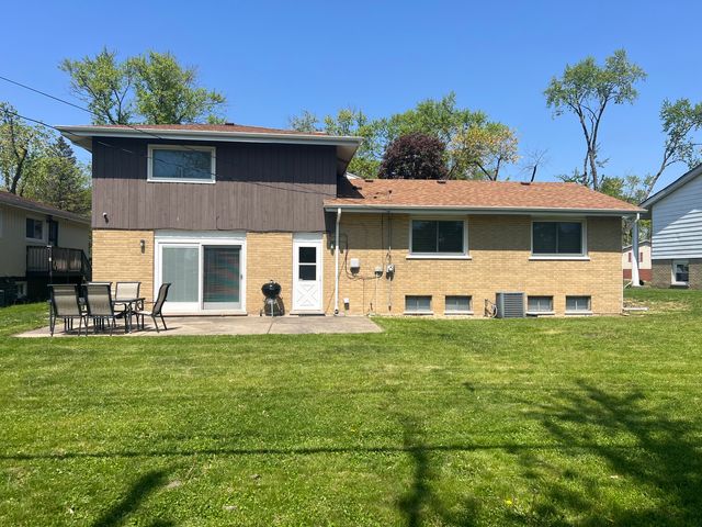 18840 May Avenue, Homewood, IL 60430