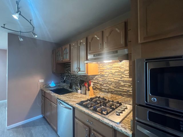 18840 May Avenue, Homewood, IL 60430