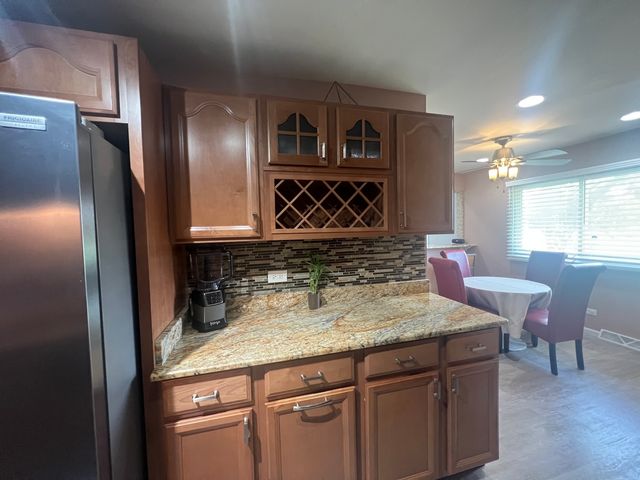 18840 May Avenue, Homewood, IL 60430