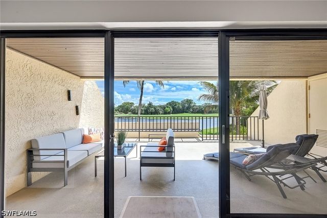 6360 Pelican Bay BLVD C105, Naples, FL 34108