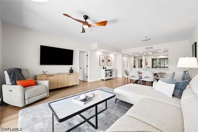 6360 Pelican Bay BLVD C105, Naples, FL 34108