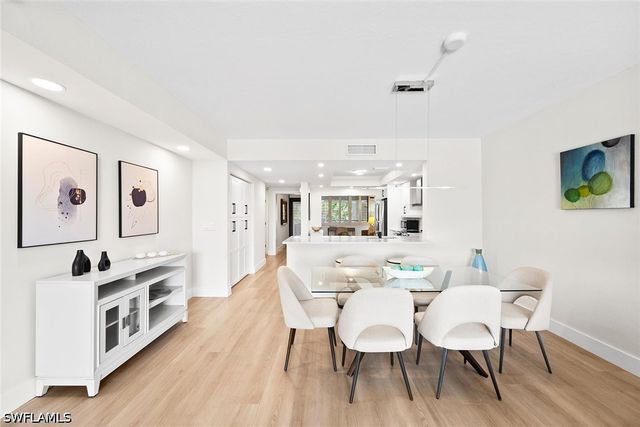 6360 Pelican Bay BLVD C105, Naples, FL 34108