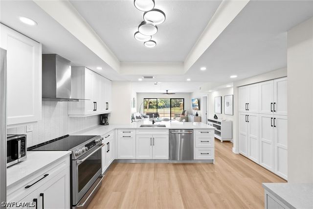 6360 Pelican Bay BLVD C105, Naples, FL 34108