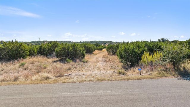 386 Appaloosa RUN, Johnson City, TX 78663
