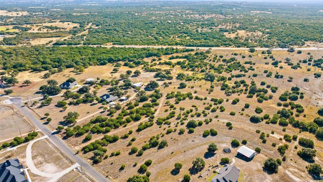 386 Appaloosa RUN, Johnson City, TX 78663