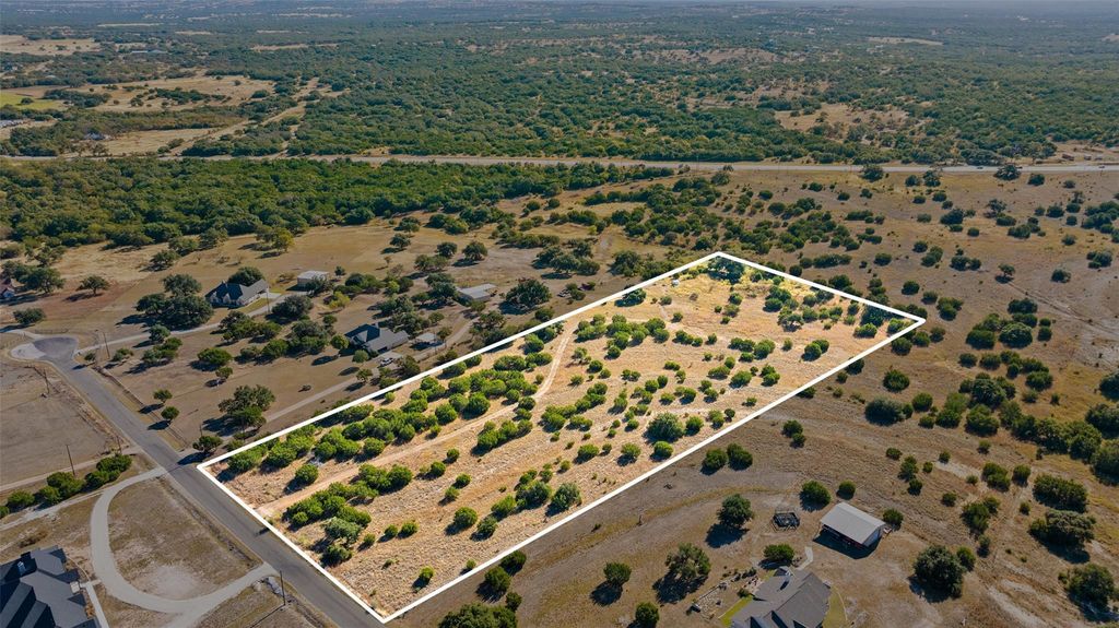 386 Appaloosa RUN, Johnson City, TX 78663