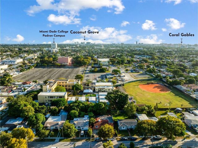 2840 NW 4th St, Miami, FL 33125