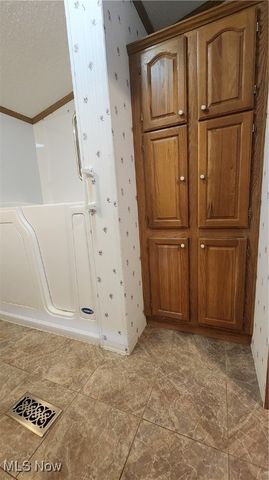 67 E King Street, Zanesville, OH 43701