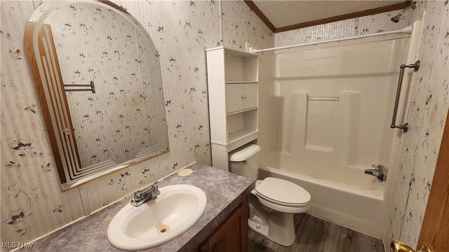 67 E King Street, Zanesville, OH 43701