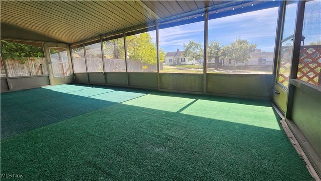 67 E King Street, Zanesville, OH 43701