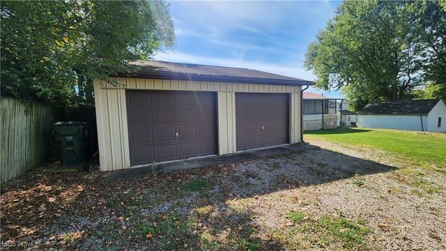 67 E King Street, Zanesville, OH 43701