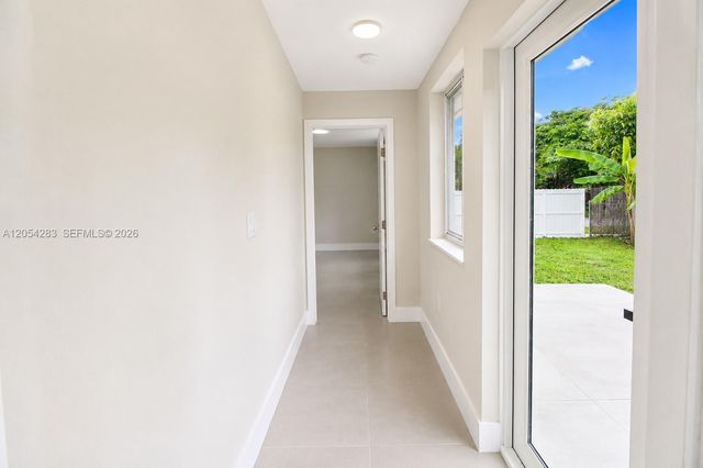 6410 SW 17th St, West Miami, FL 33155
