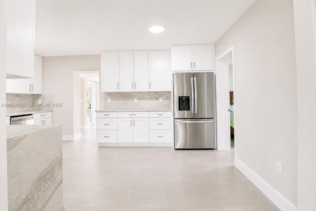 6410 SW 17th St, West Miami, FL 33155