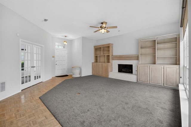 1009 Mccoy Drive, Irving, TX 75062