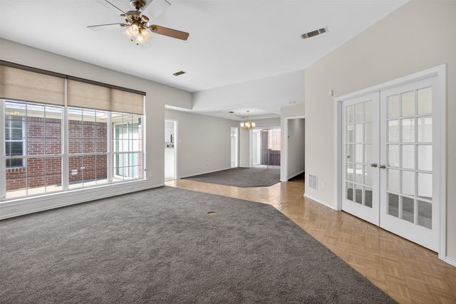 1009 Mccoy Drive, Irving, TX 75062