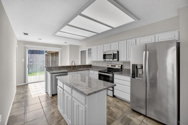 1009 Mccoy Drive, Irving, TX 75062
