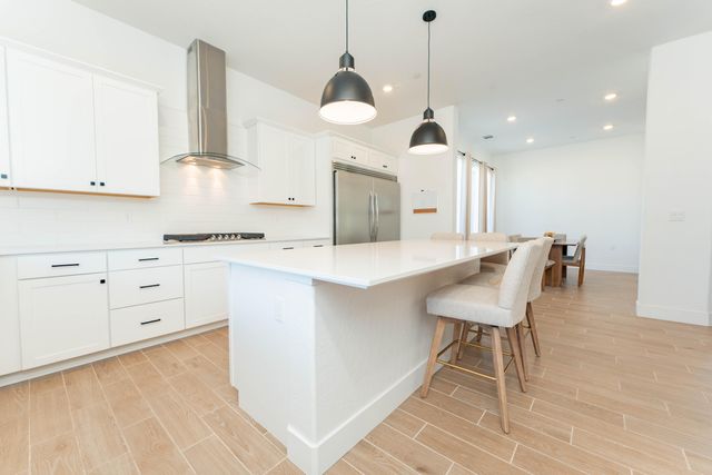 3811 N Santa Fe Street, Visalia, CA 93292