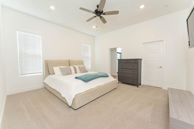 3811 N Santa Fe Street, Visalia, CA 93292