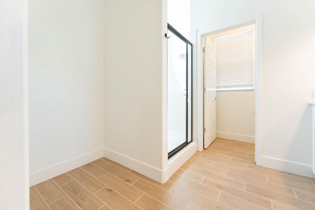 3811 N Santa Fe Street, Visalia, CA 93292