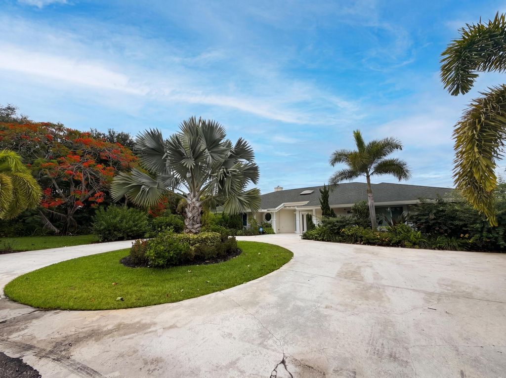 296 Wychmere Terrace, Wellington, FL 33414