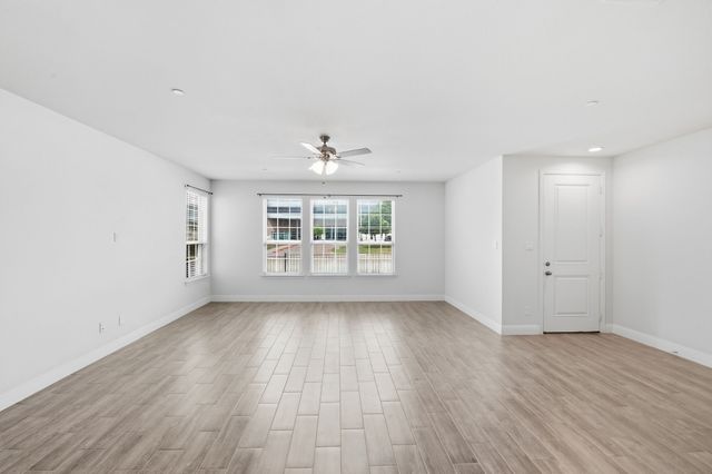 5960 Bursey Road, Watauga, TX 76148