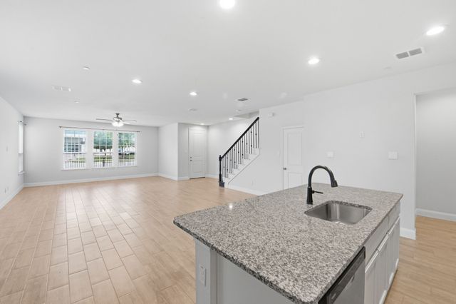 5960 Bursey Road, Watauga, TX 76148