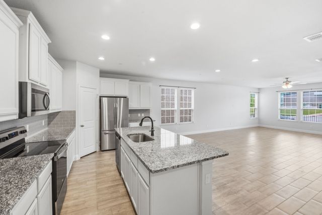 5960 Bursey Road, Watauga, TX 76148