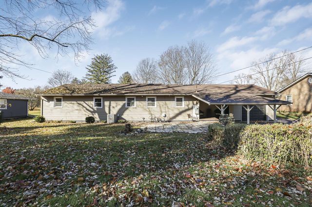 944 Fieldson Drive, Heath, OH 43056