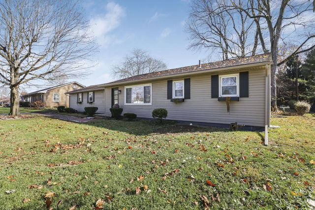 944 Fieldson Drive, Heath, OH 43056