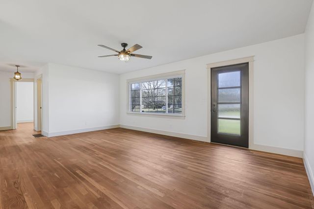 944 Fieldson Drive, Heath, OH 43056