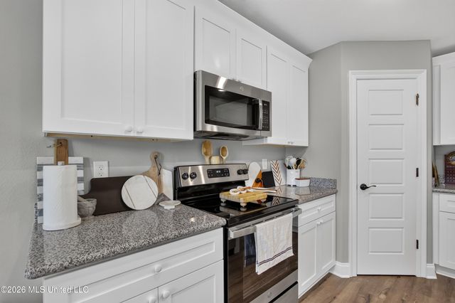 85062 Pohaku Drive, Diamondhead, MS 39525