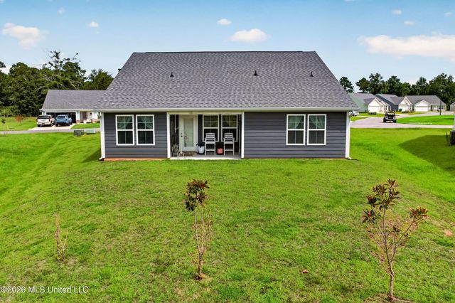 85062 Pohaku Drive, Diamondhead, MS 39525