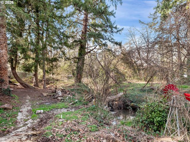 5123 Sw BEAVERTON HILLSDALE Hwy, Portland, OR 97221