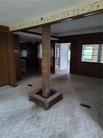 160 County Route 23, Constantia, NY 13044